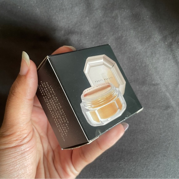 Fenty Beauty Mini Setting Powder in Honey (BNIB) - Picture 4 of 7